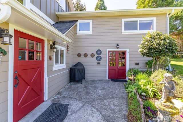 6502 E State Route 106, Union, WA 98592