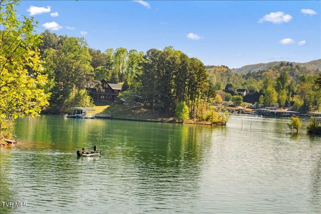 143 Lakeside Drive, Butler, TN 37640