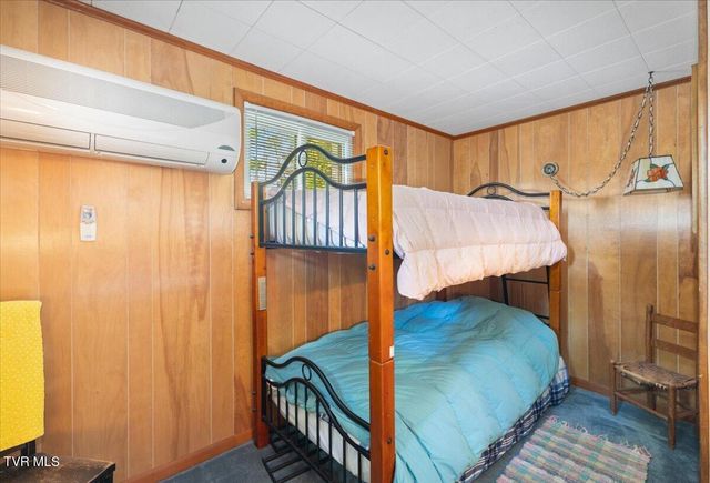 143 Lakeside Drive, Butler, TN 37640