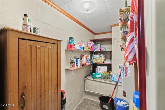 143 Lakeside Drive, Butler, TN 37640