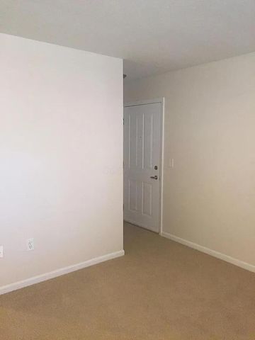 121 E Noble Street, Apt 1, Columbus, OH 43215