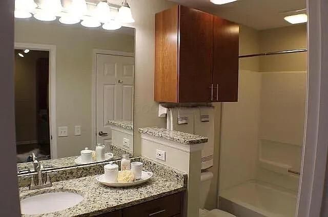 121 E Noble Street, Apt 1, Columbus, OH 43215