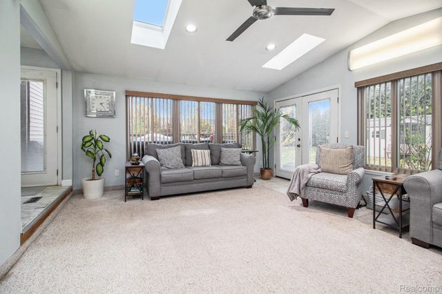 23840 Brentwood Drive, Brownstown Charter Township, MI 48183