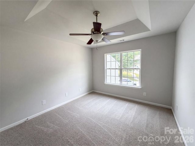 4024 Fifendrum Lane, Charlotte, NC 28216