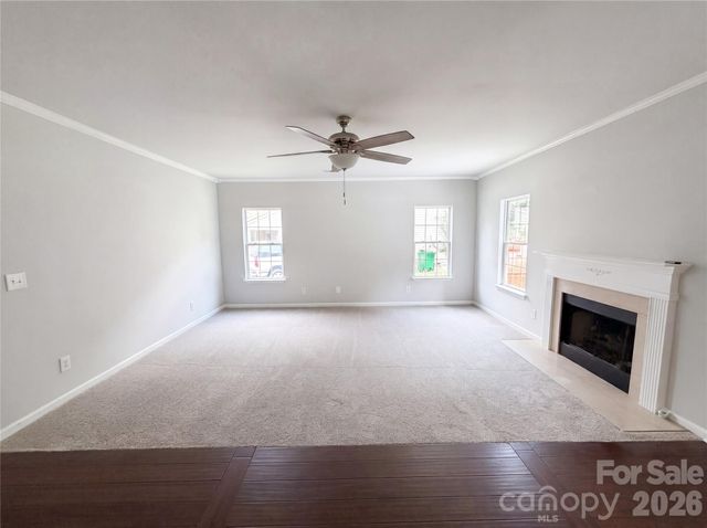 4024 Fifendrum Lane, Charlotte, NC 28216