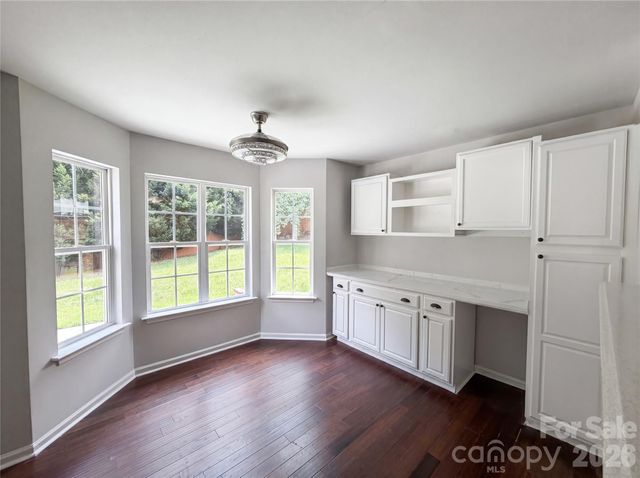 4024 Fifendrum Lane, Charlotte, NC 28216