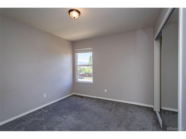 1094 Swayback Dr, Fountain, CO 80817