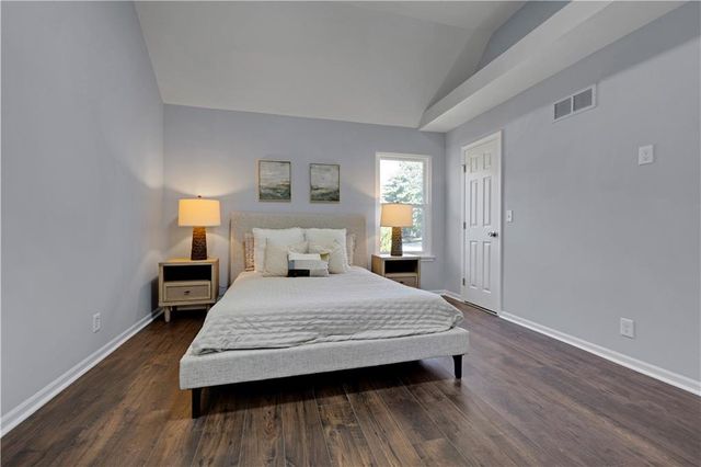 8017 W 149th Street, Overland Park, KS 66223