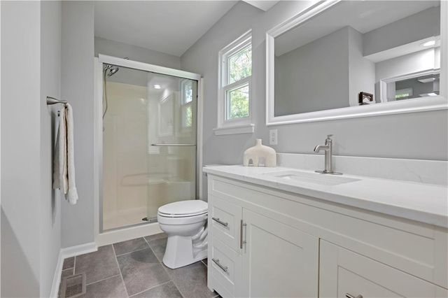 8017 W 149th Street, Overland Park, KS 66223