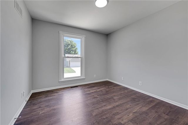 8017 W 149th Street, Overland Park, KS 66223