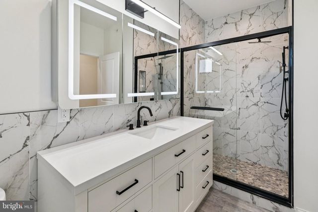 1941 N 9TH ST, Philadelphia, PA 19122