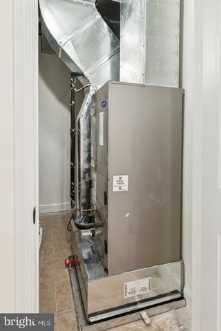 1941 N 9TH ST, Philadelphia, PA 19122