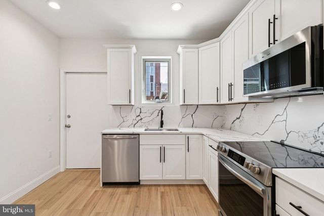 1941 N 9TH ST, Philadelphia, PA 19122