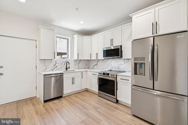 1941 N 9TH ST, Philadelphia, PA 19122