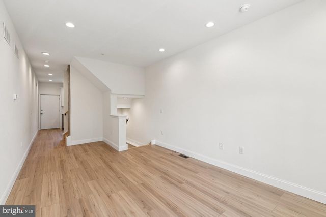 1941 N 9TH ST, Philadelphia, PA 19122