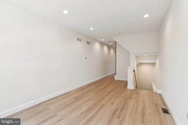 1941 N 9TH ST, Philadelphia, PA 19122