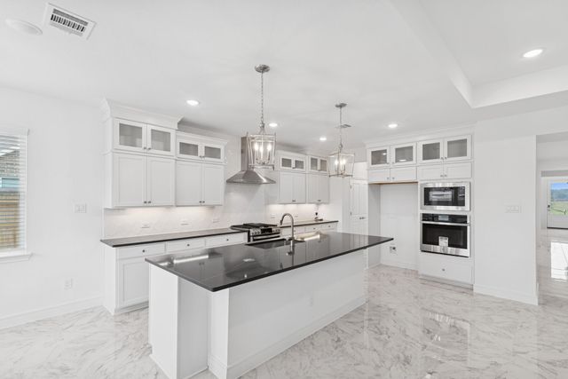 11915 Willow Way Avenue, Mont Belvieu, TX 77535