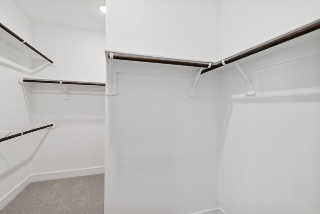 11915 Willow Way Avenue, Mont Belvieu, TX 77535