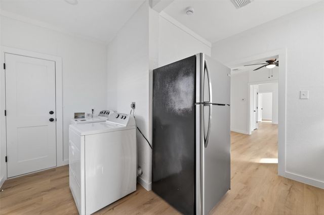 2202 Hutchins Street C, Houston, TX 77003