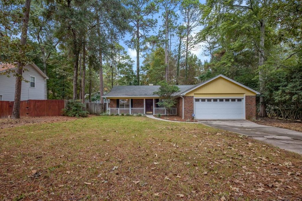 1853 Bridgemont Trail, Tallahassee, FL 32312