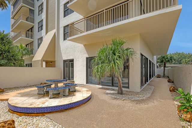3400 N Ocean Drive 101, Singer Island, FL 33404