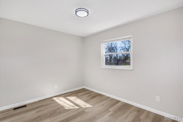 724 Baltic Drive, Florissant, MO 63031