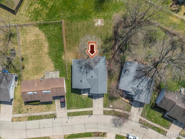 724 Baltic Drive, Florissant, MO 63031