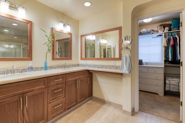 1718 Heirloom Ct., Modesto, CA 95357