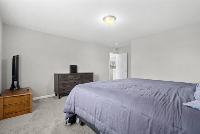 58727 Pond View Lane, Three Rivers, MI 49093