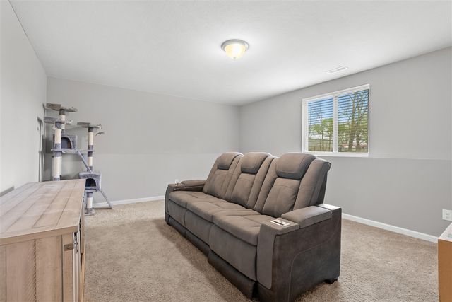58727 Pond View Lane, Three Rivers, MI 49093