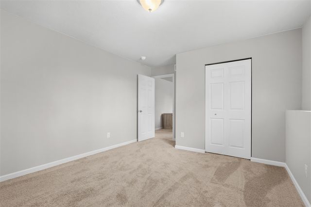 58727 Pond View Lane, Three Rivers, MI 49093