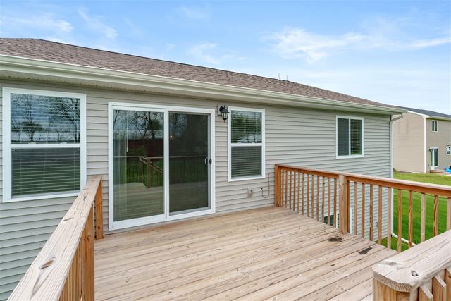 58727 Pond View Lane, Three Rivers, MI 49093
