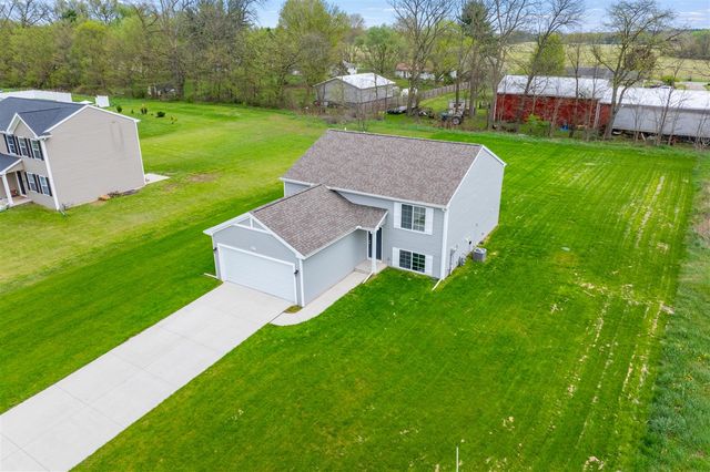58727 Pond View Lane, Three Rivers, MI 49093