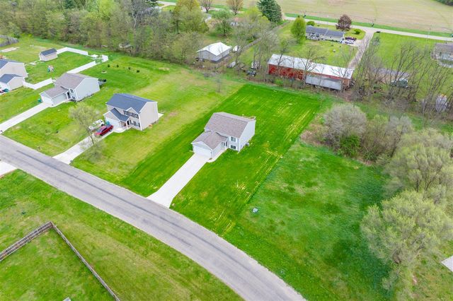 58727 Pond View Lane, Three Rivers, MI 49093