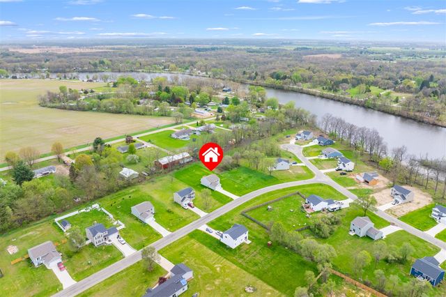 58727 Pond View Lane, Three Rivers, MI 49093