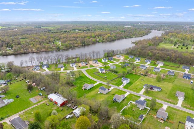 58727 Pond View Lane, Three Rivers, MI 49093