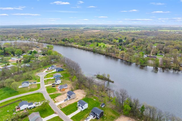 58727 Pond View Lane, Three Rivers, MI 49093