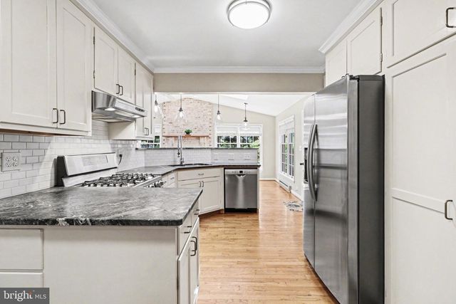 1416 BRADLEY AVE, Hummelstown, PA 17036