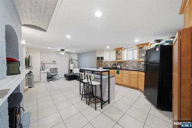 103 Fort Lee Road, Bogota, NJ 07603