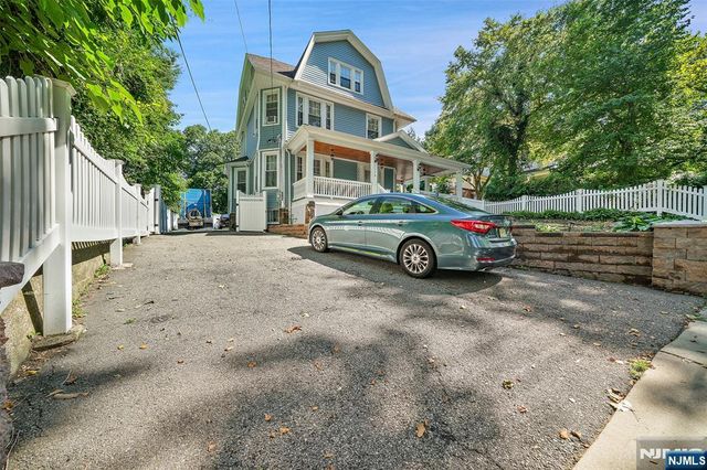 103 Fort Lee Road, Bogota, NJ 07603