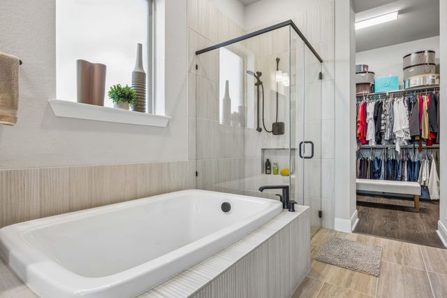 2902 Neidman Drive, Mansfield, TX 76063