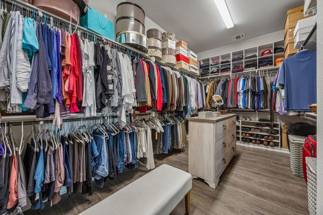 2902 Neidman Drive, Mansfield, TX 76063