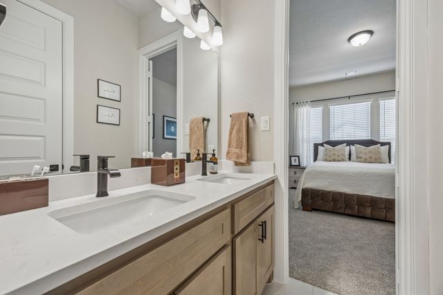 2902 Neidman Drive, Mansfield, TX 76063