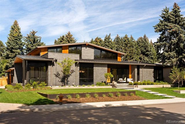 975 S Monroe Street, Denver, CO 80209