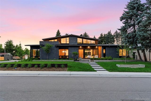 975 S Monroe Street, Denver, CO 80209
