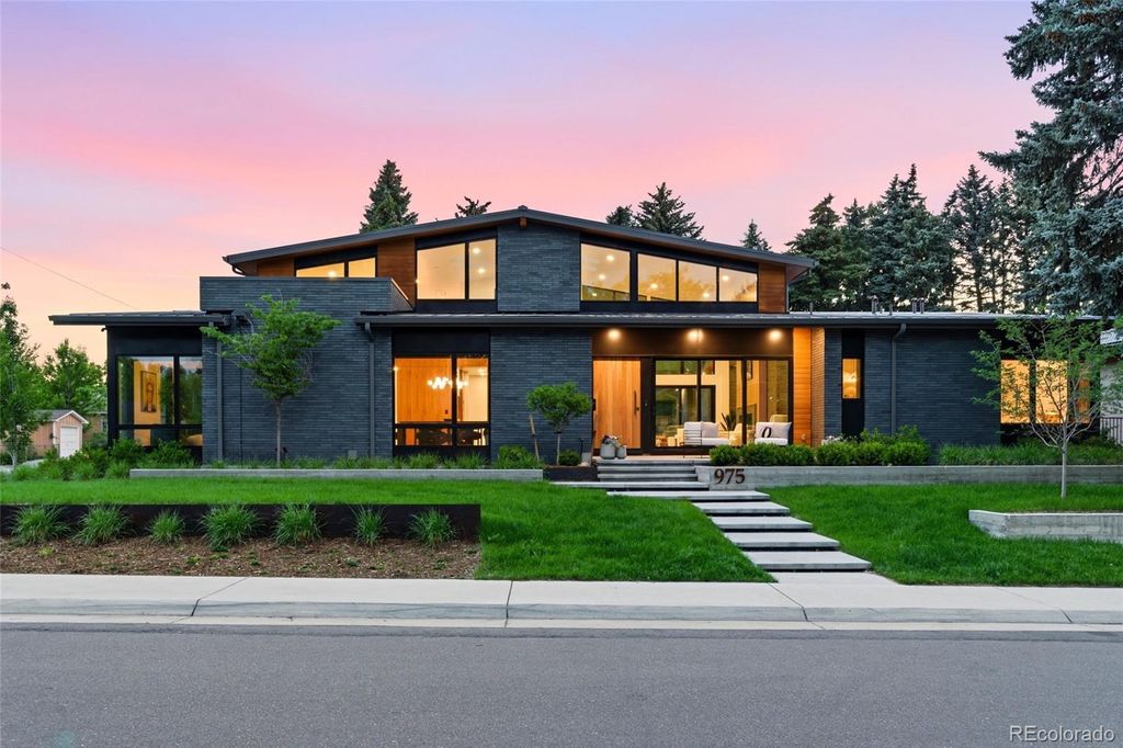 975 S Monroe Street, Denver, CO 80209