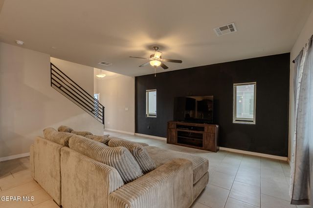 13909 Lago Vista Avenue, Horizon City, TX 79928
