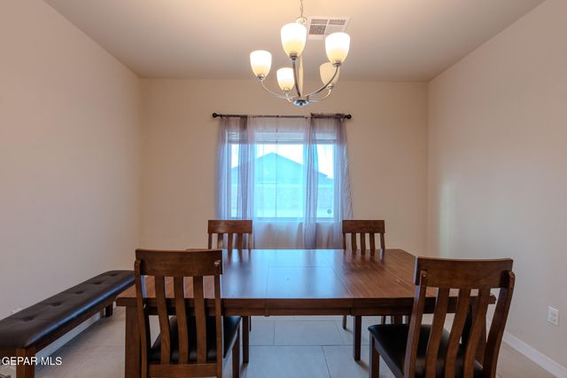 13909 Lago Vista Avenue, Horizon City, TX 79928