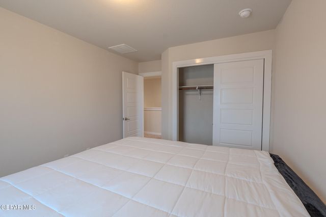 13909 Lago Vista Avenue, Horizon City, TX 79928