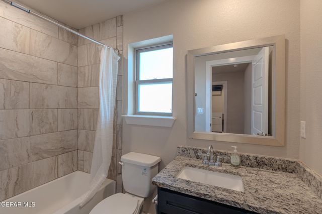 13909 Lago Vista Avenue, Horizon City, TX 79928